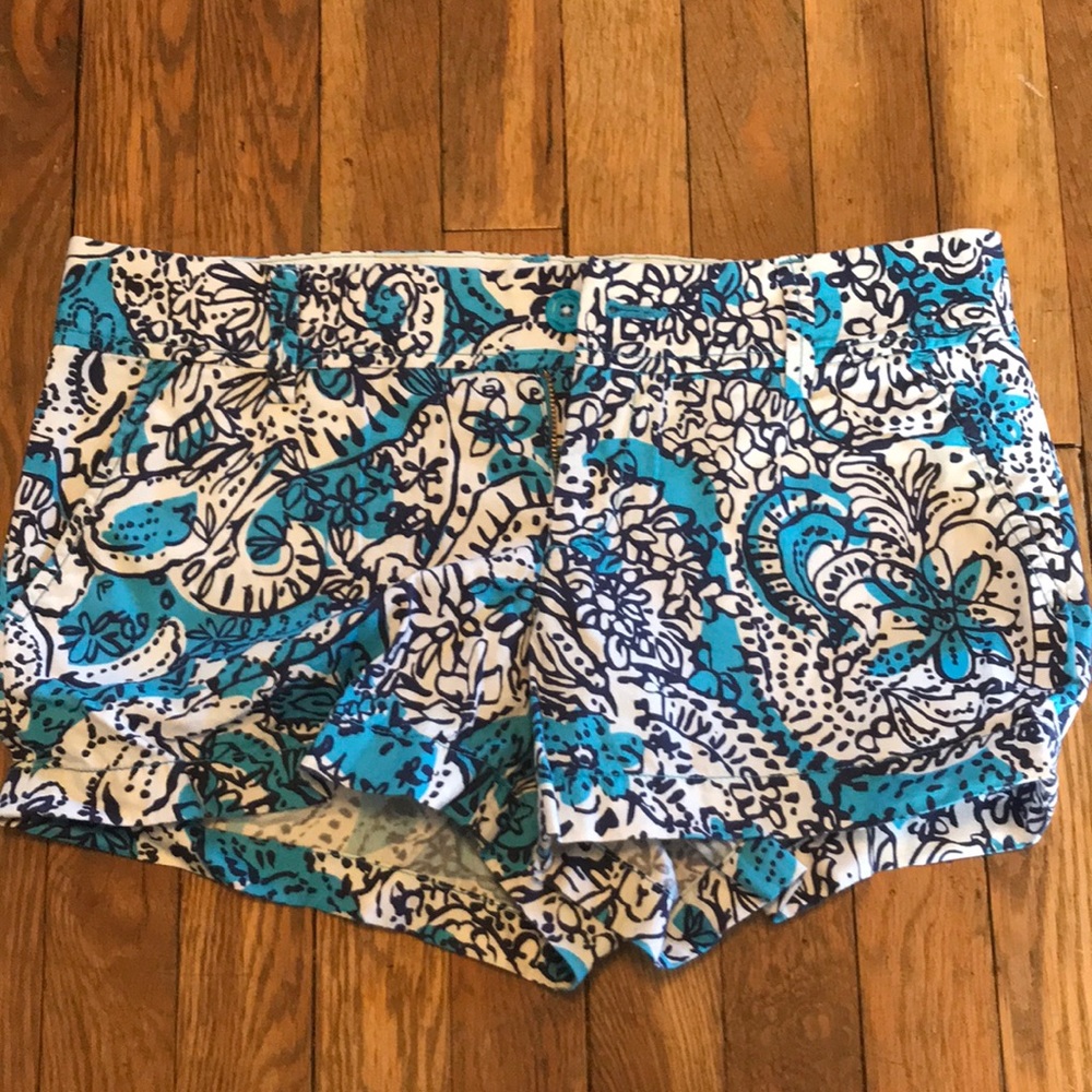 3’ Lilly Pulitzer Walsh Shorts